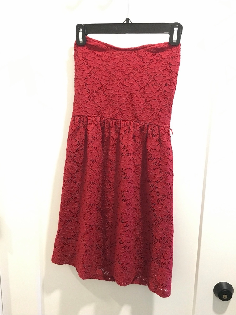 Red Lace Strapless Dress - Elegant Women's Party Dress